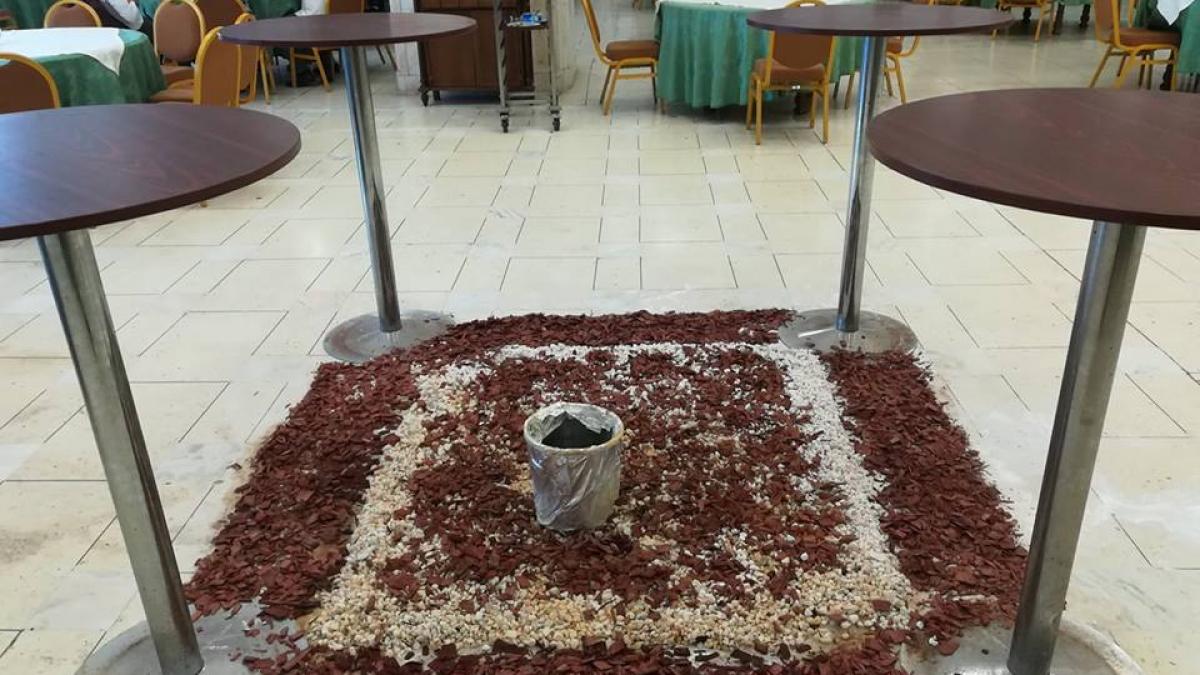 dorel a ajuns si in parlamentul romaniei solutie inedita pentru a opri apa care se scurge din