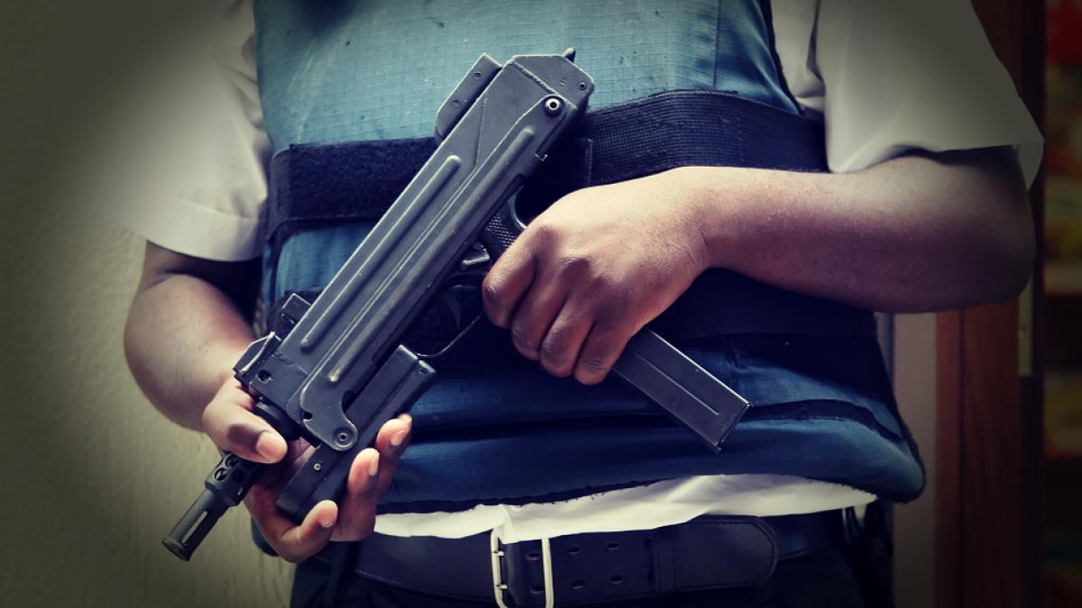 atac terorist asupra unei biserici din cecenia patru rebeli si un politist au fost ucisi