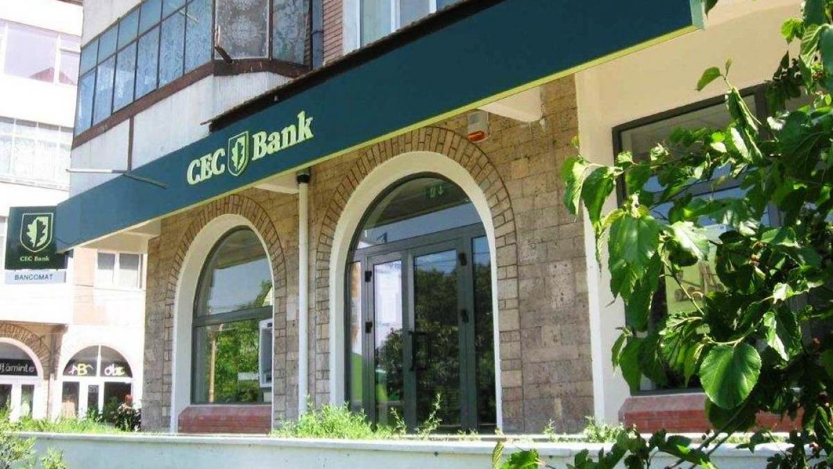 a delapidat sute de mii de euro insa totul s a aflat e incredibil ce a patit o fosta angajata cec