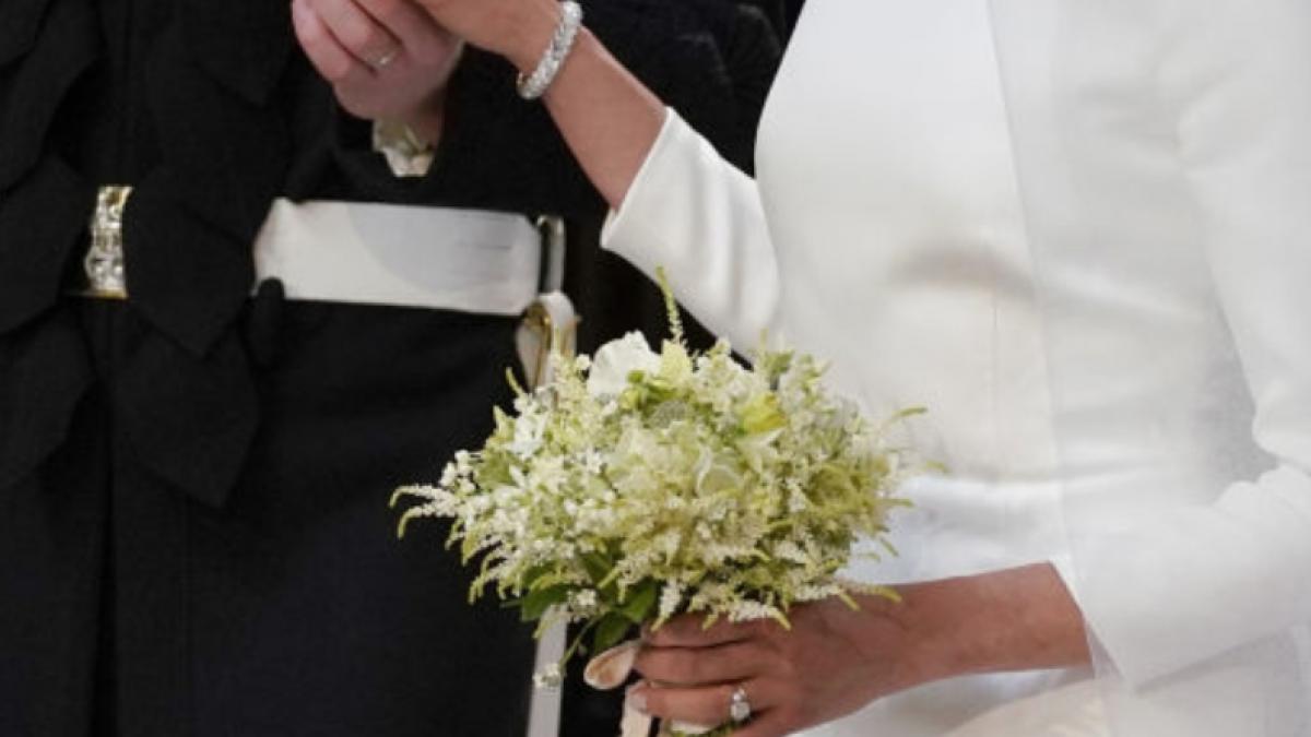 ce s a ales de buchetul de mireasa a lui meghan markle de ce nicio mireasa nu ar face asta cu el