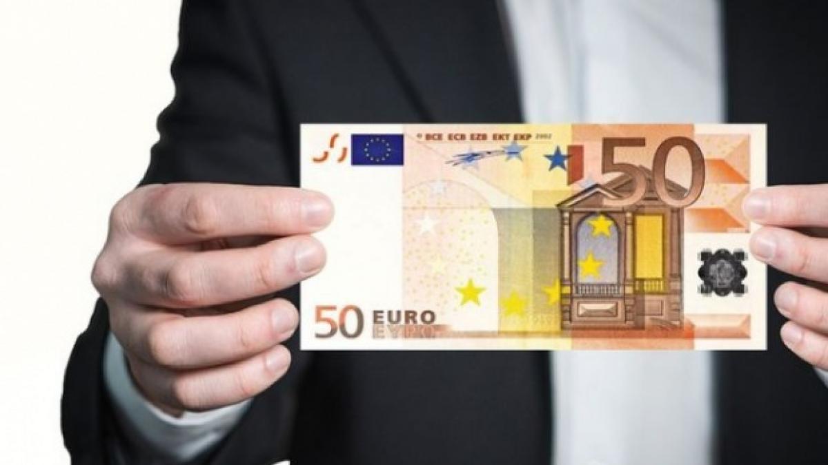 curs valutar euro este la cel mai mic nivel din ultimele cinci luni