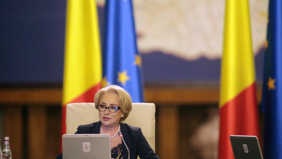 guvernul psd amenintat cu o plangere penala