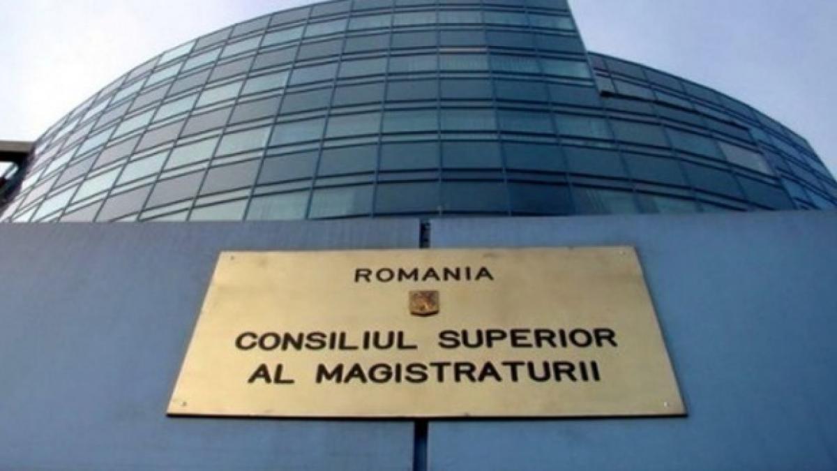 judecatoarea tribunalului bucuresti suspendata pentru luare de mita acum se afla in arest la