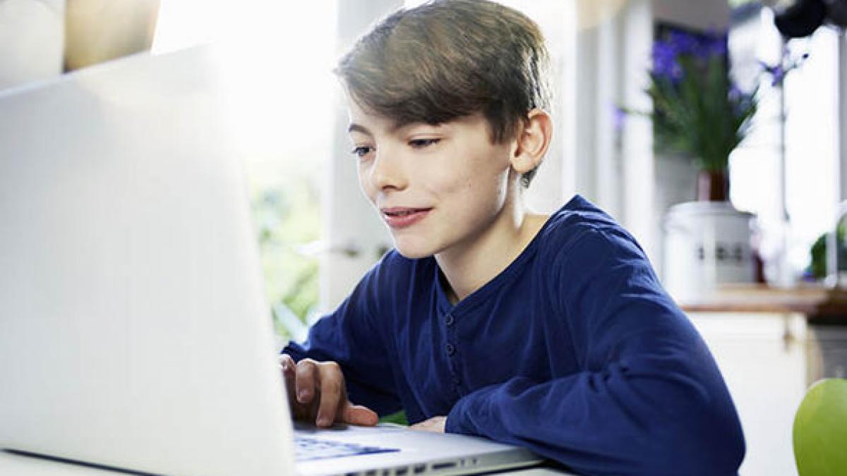 p de ce sa cumperi un laptop second hand pentru copilul tau