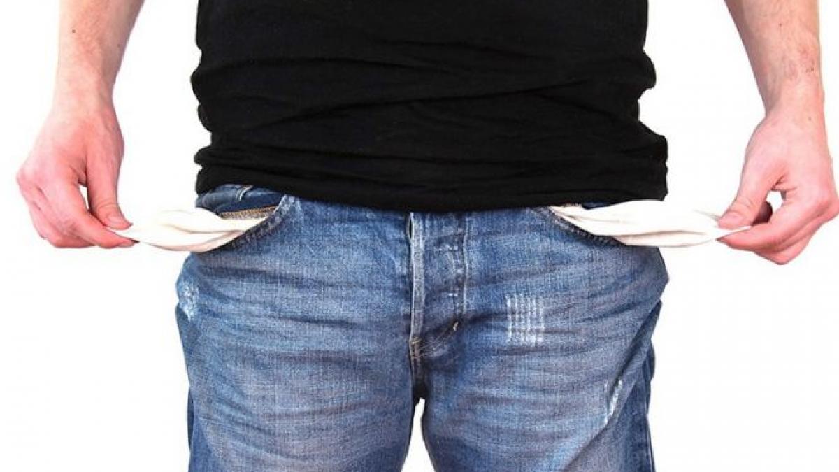 comisia europeana riscul de saracie este foarte ridicat in romania