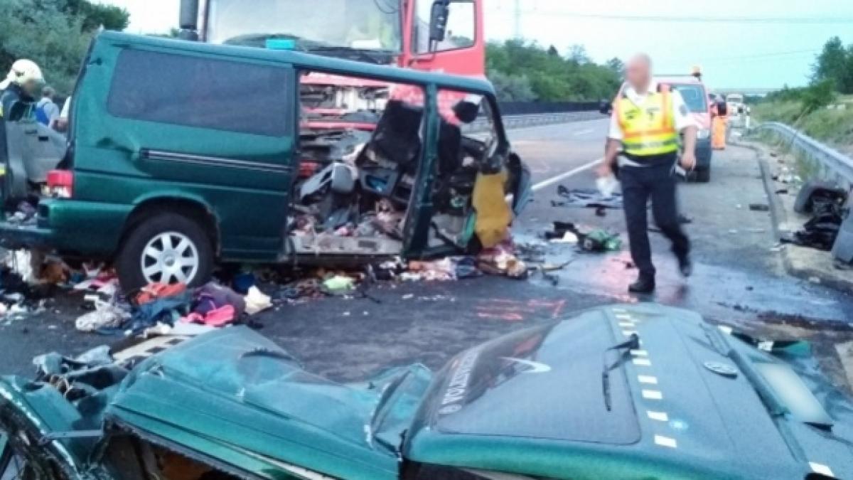 detalii tulburatoare despre accidentul din ungaria microbuzul mortii functiona in ilegalitate