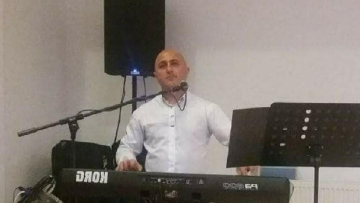 lautarul din buzau dat disparut in urma cu o saptamana a fost gasit mort intr un lac