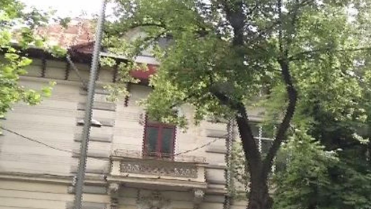 scandal in casa bratienilor amenintari si santaj