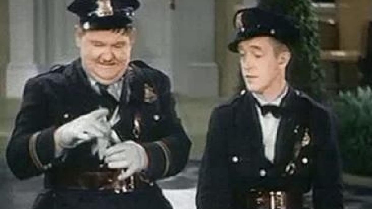 motivul incredibil pentru care stan laurel nu a participat la inmormantarea prietenului sau de o