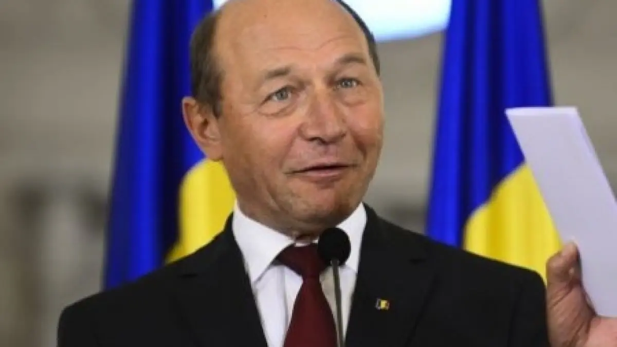 lovitura pentru traian basescu fostul presedinte a ramas fara grup parlamentar in senat