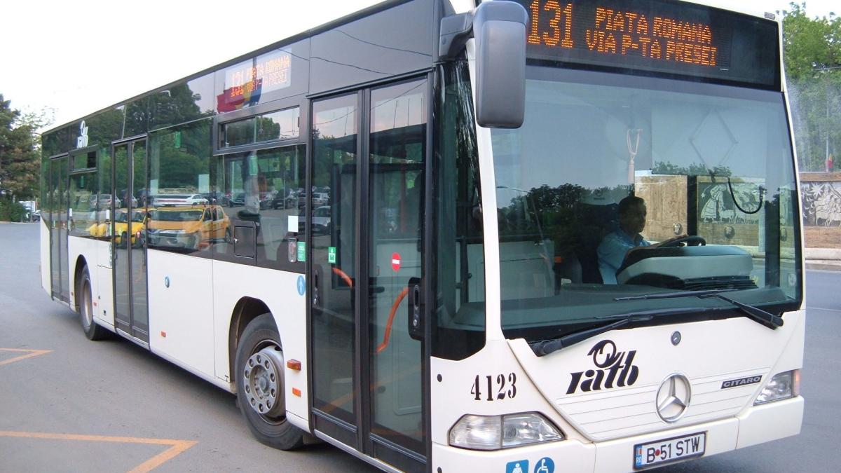 vlad era in autobuzul 131 cand a auzit doua tinere vorbind langa el cand a realizat ce spun si a