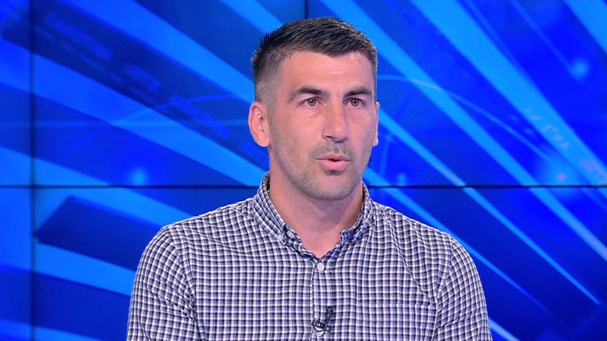 eroul zilei dragos mocanu profesorul care modeleaza campioni