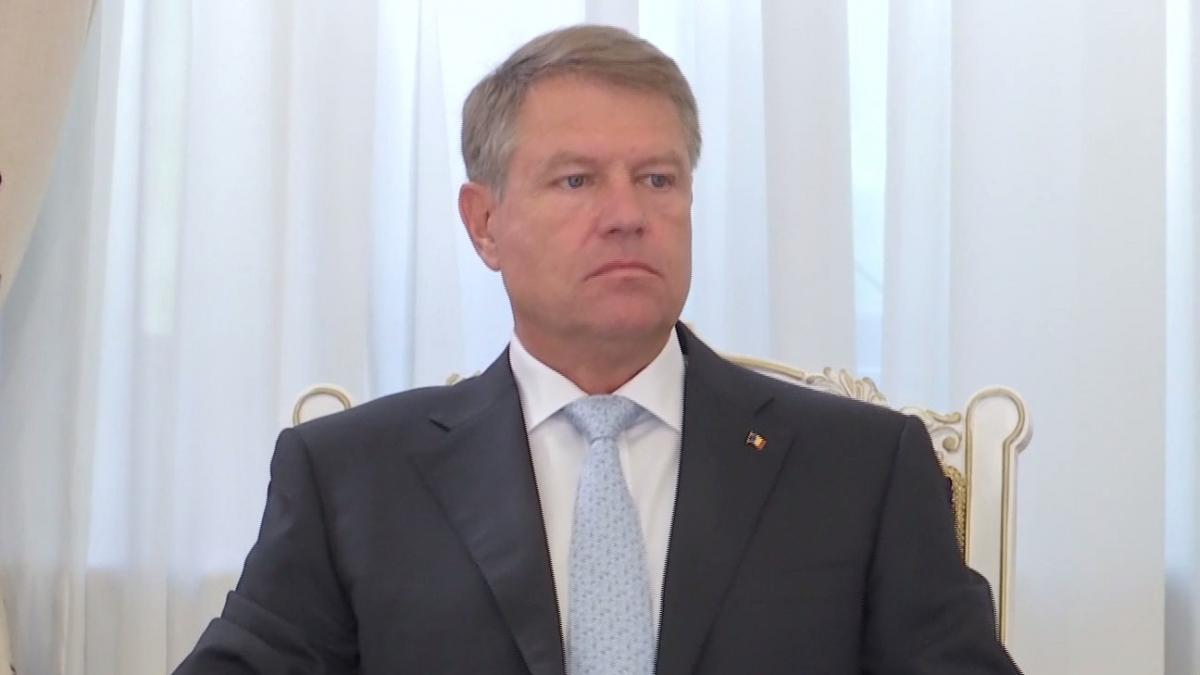 klaus iohannis gesturi nervoase dupa decizia ccr video