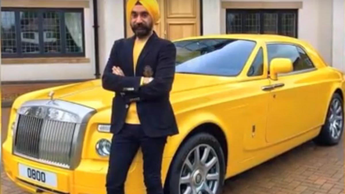 a cerut un imprumut de 5 000 de lire oferind garantie un rolls royce personalul a ramas socat cine