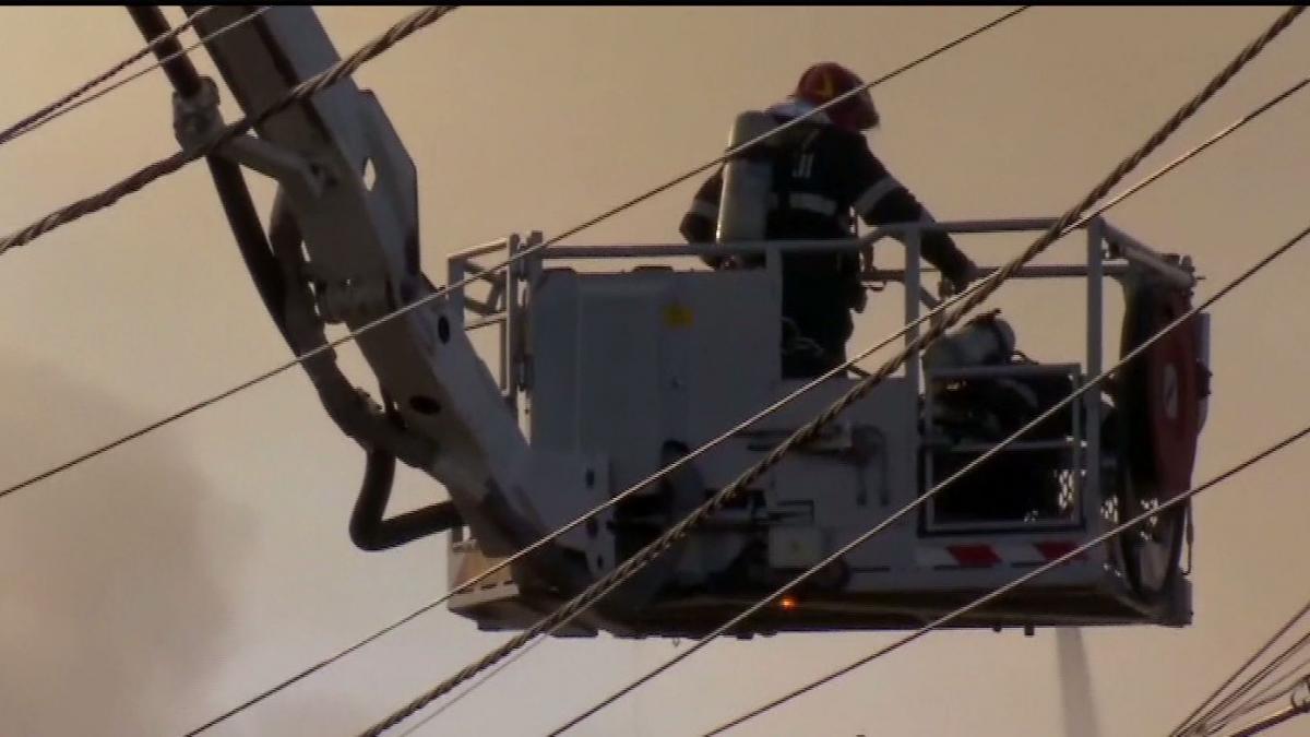 incendiu devastator in capitala sase imobile au fost devastate