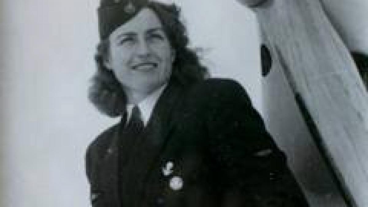 aviatoarea ruxanda agache mihes a incetat din viata la 81 de ani