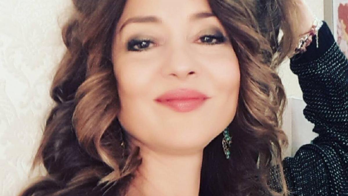 oana sarbu fotografii sexy la 50 de ani a renuntat la inhibitii si s a pozat asa