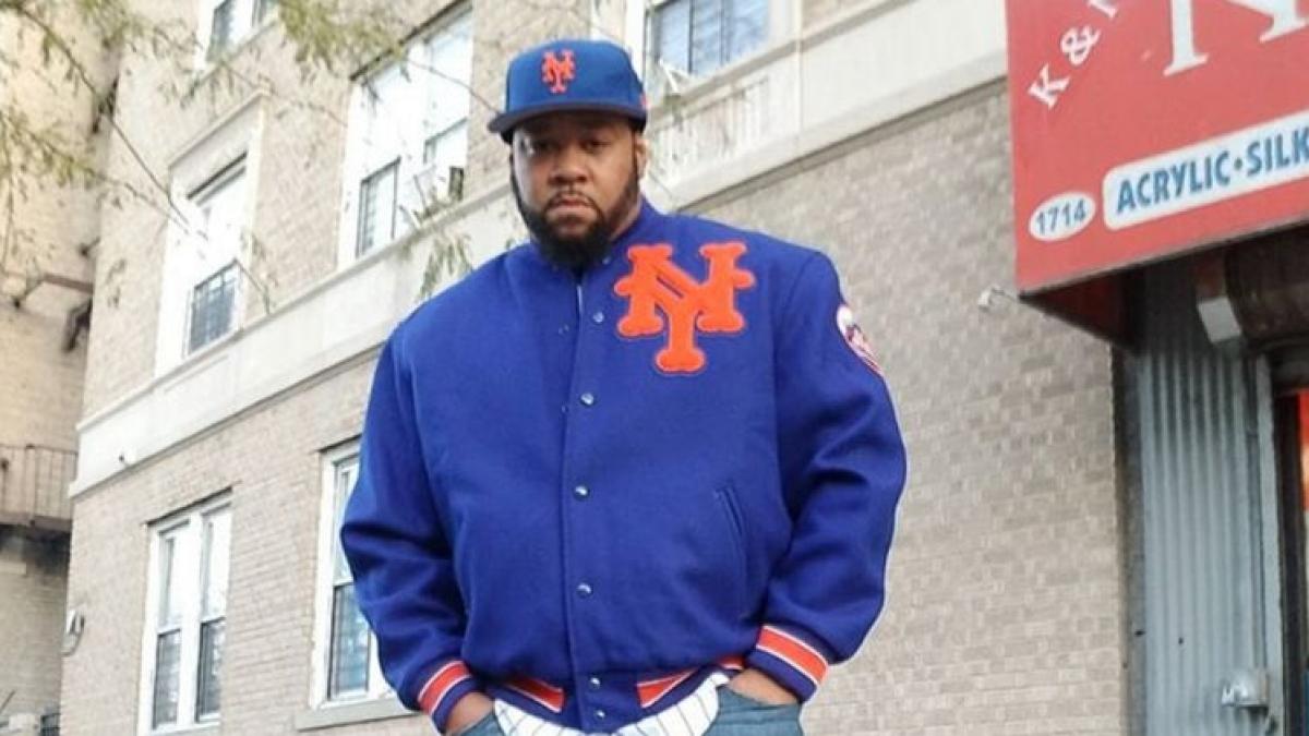 tragedie in lumea vedetelor actor injunghiat mortal in apartamentul sau