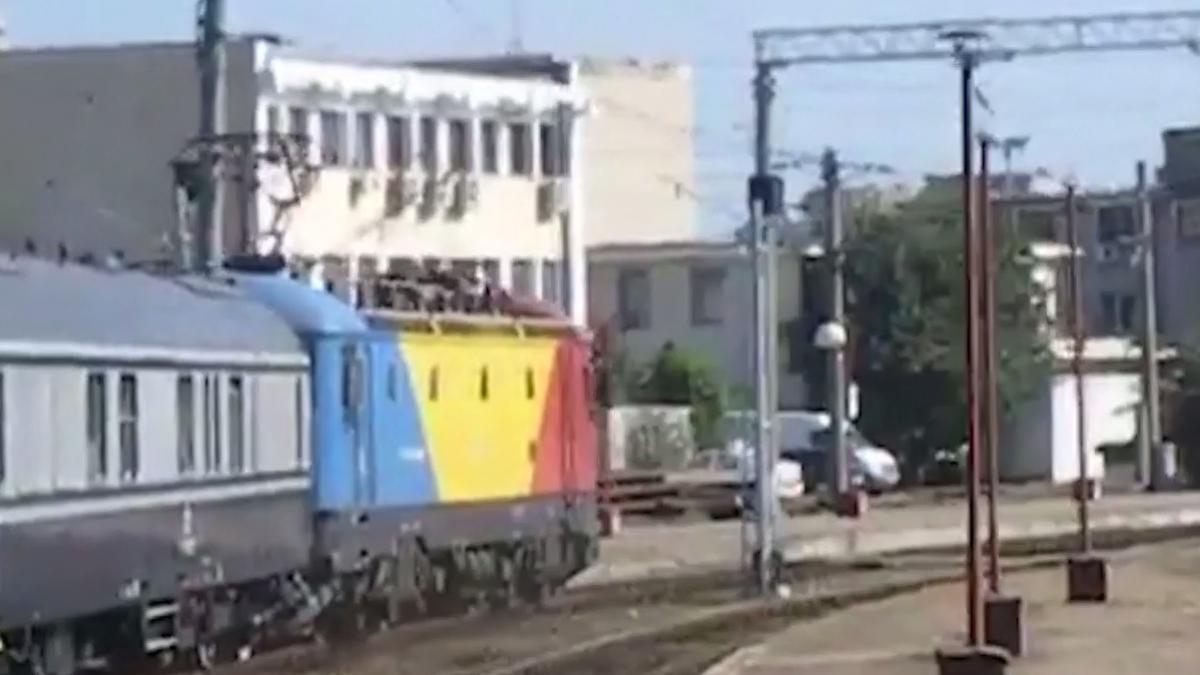 iohannis cu gandul la confort trenul prezidential va fi repus pe sine reparatia 100 000 de euro