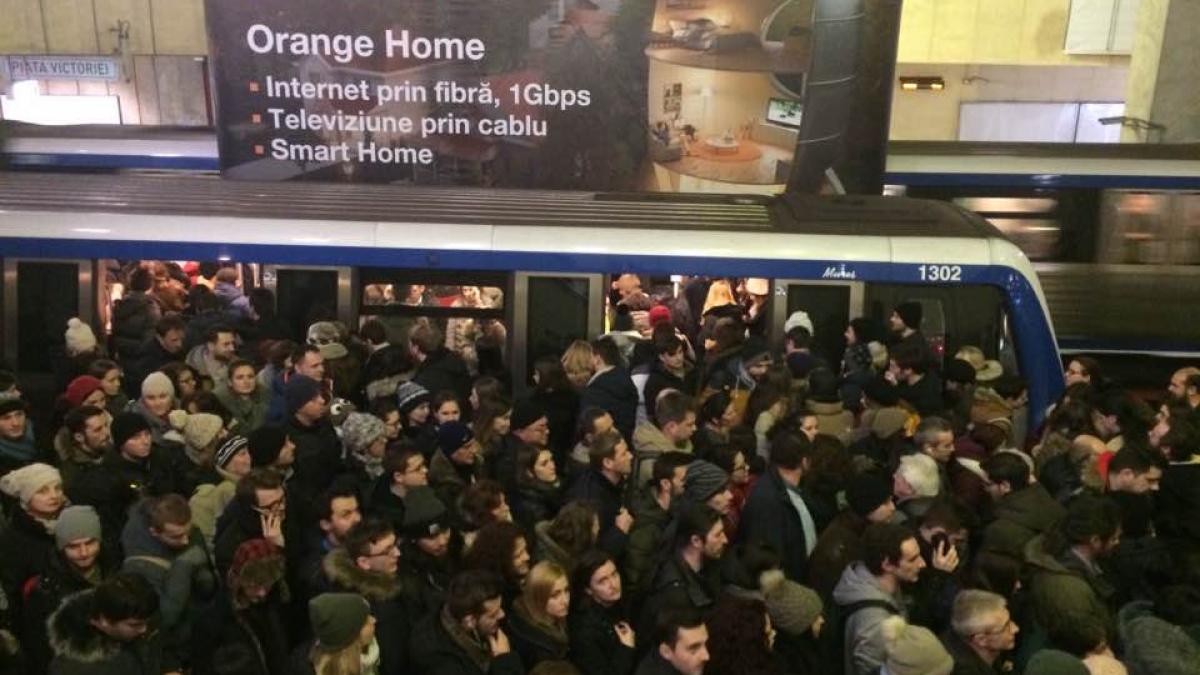 statia de metrou piata victoriei redeschisa circulatiei
