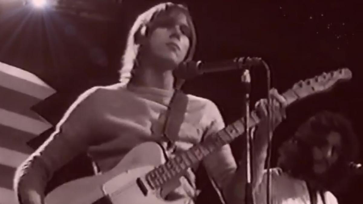 doliu in lumea muzicii un cunoscut chitarist a murit la varsta de 68 de ani