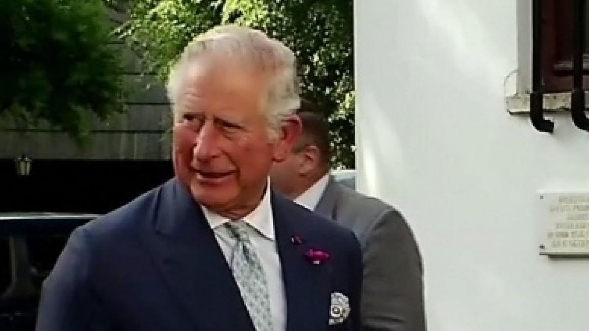 motivul pentru care printul charles si a aniversat ziua de nastere cu sase luni inainte