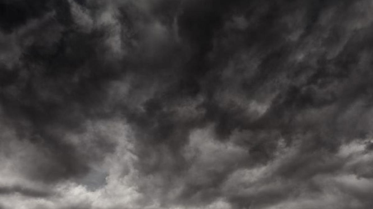 alerta meteo furtuni si vijelii la nivelul intregii tari