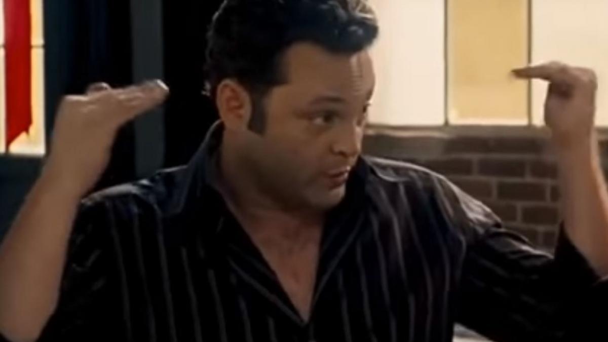 un cunoscut actor a fost arestat dupa ce a fost gasit beat la voaln