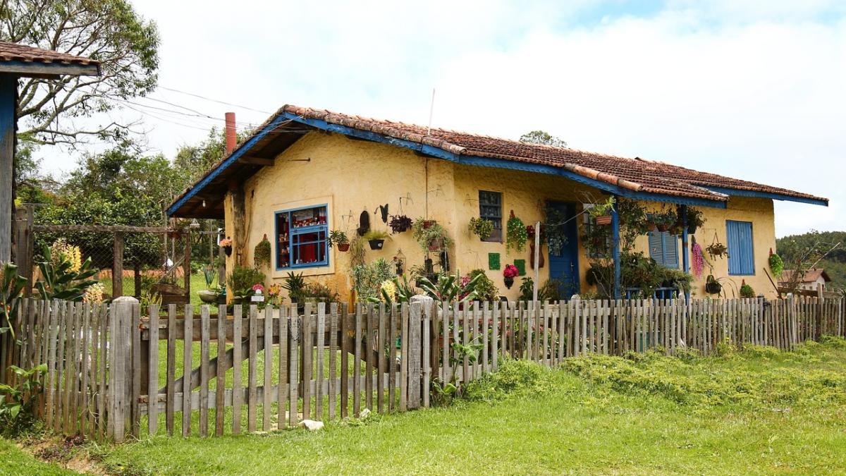 sora de 12 ani a lui cosmin s a gandit sa i faca o vizita cand a ajuns in batatura a incremenit ce