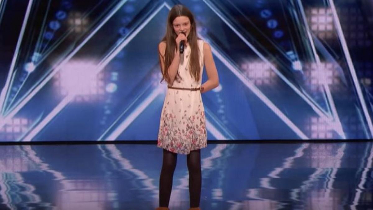 adolescenta care a uimit o lume intreaga la america s got talent a primit un cadou special de la