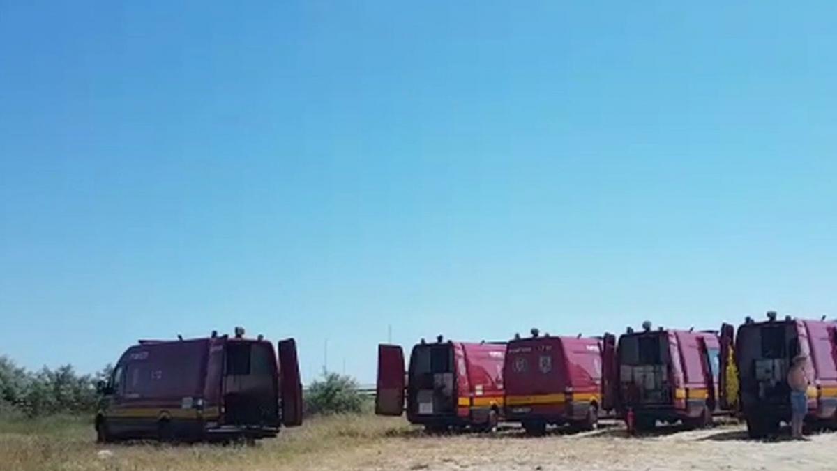 descoperire socanta la malul marii militarul si copilul gasiti morti pe plaja