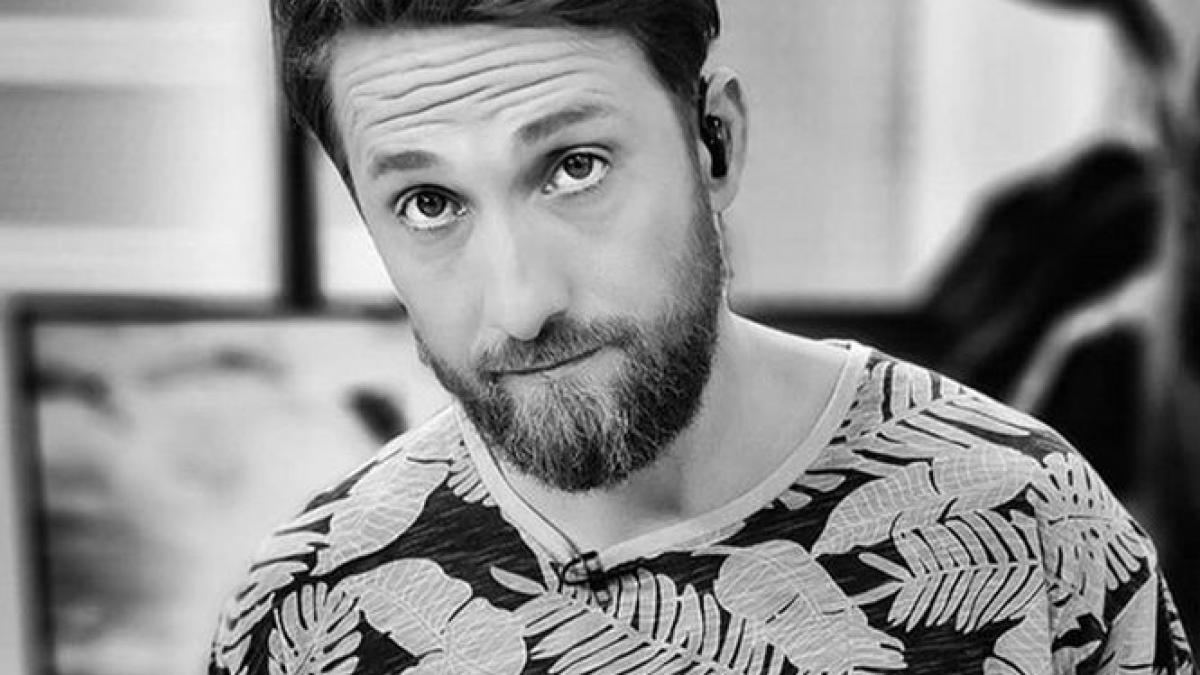 dani otil s a intalnit cu un urs s a asezat ca un bebelus si se uita la mine ce a urmat video