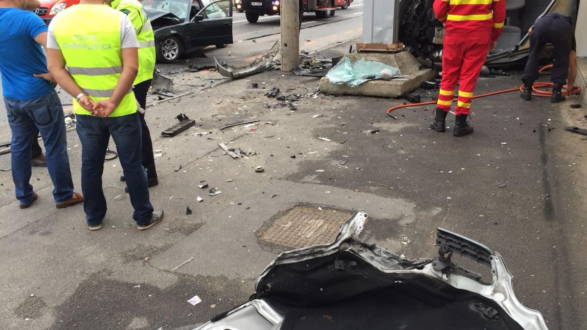 accident cumplit in sibiu patru persoane ranite soferul bause