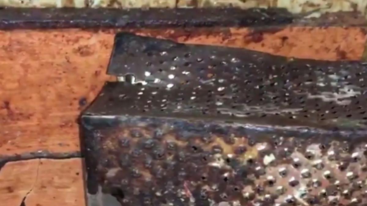 situatie halucinanta intr o patiserie din constanta inspectorii au gasit rugina si excremente de