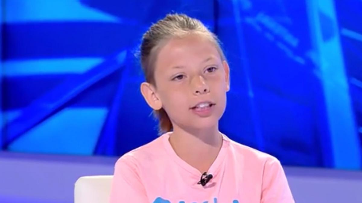 eroul zilei copilul care stie sa zboare performanta de exceptie la zece ani