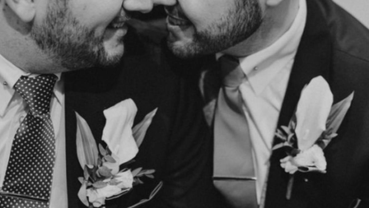 prima nunta gay in familia regala varul reginei elisabeta se va casatori cu partenerul sau