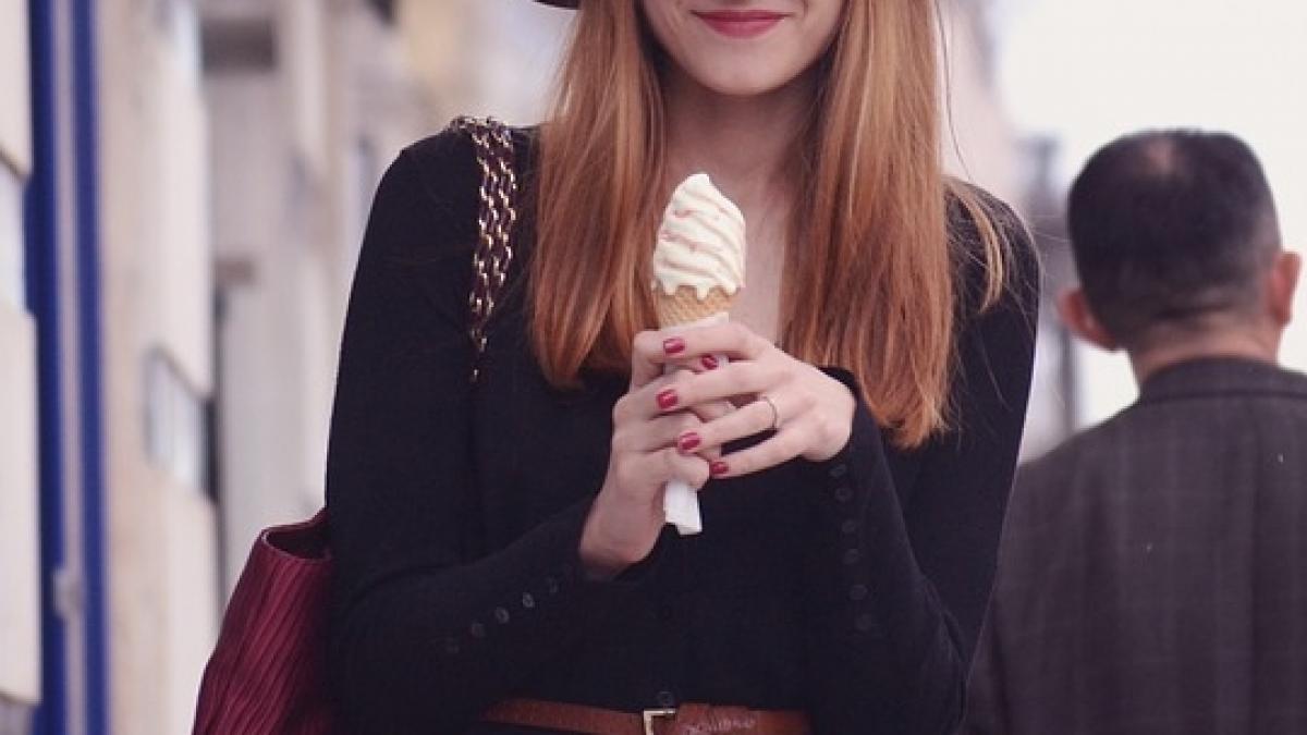 Specialiștii au găsit răspunsul! Cum poți să „păcălești” pofta de dulciuri