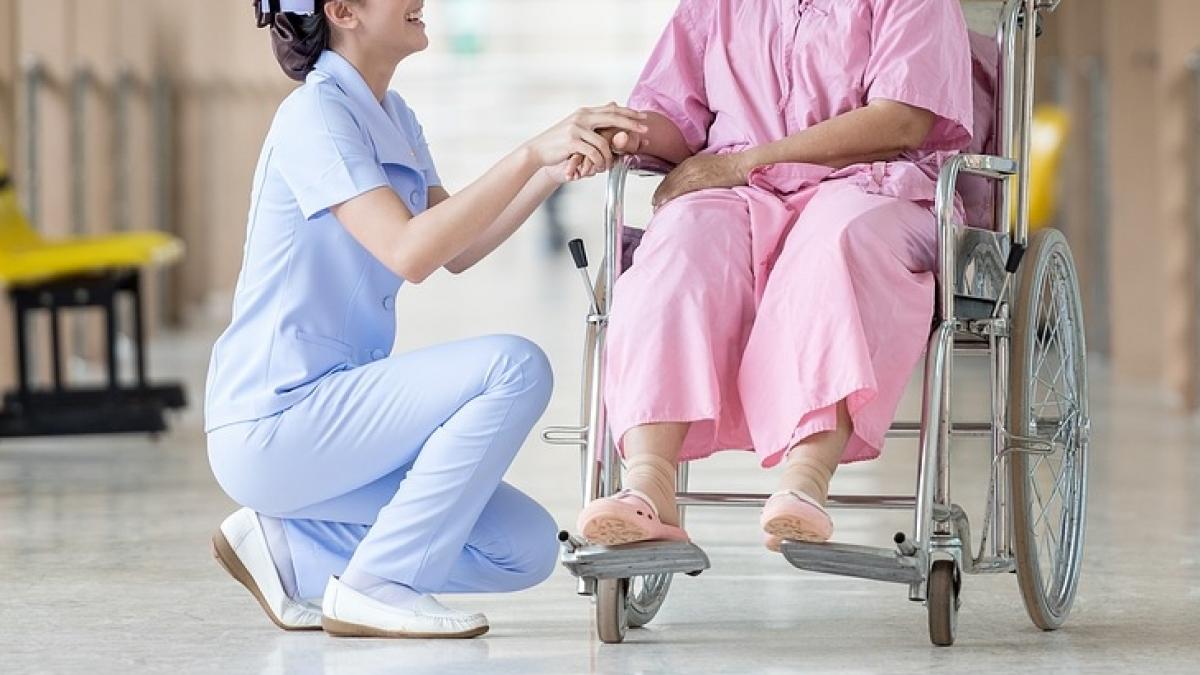 proiect psd propune recunoasterea prin lege a profesiei de moasa in romania