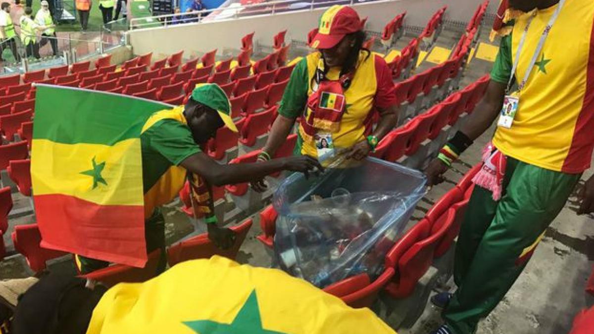 mostre de civilizatie la cupa mondiala ce au facut fanii senegalezi si japonezi