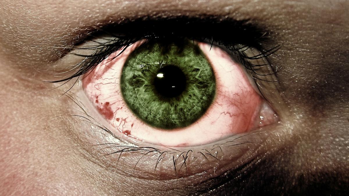 atentie acest lucru pe care il faci zilnic iti distruge vederea