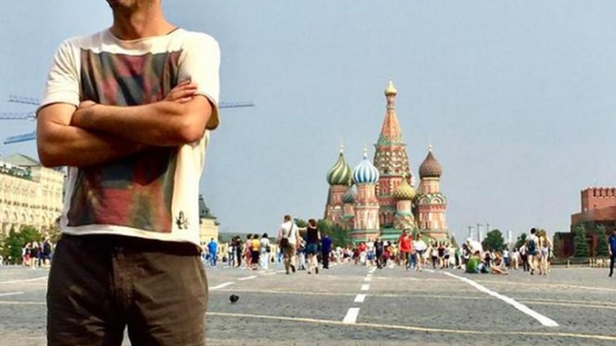 dan negru a trait clipe de groaza la moscova din jeep au coborat doi galigani care au venit spre