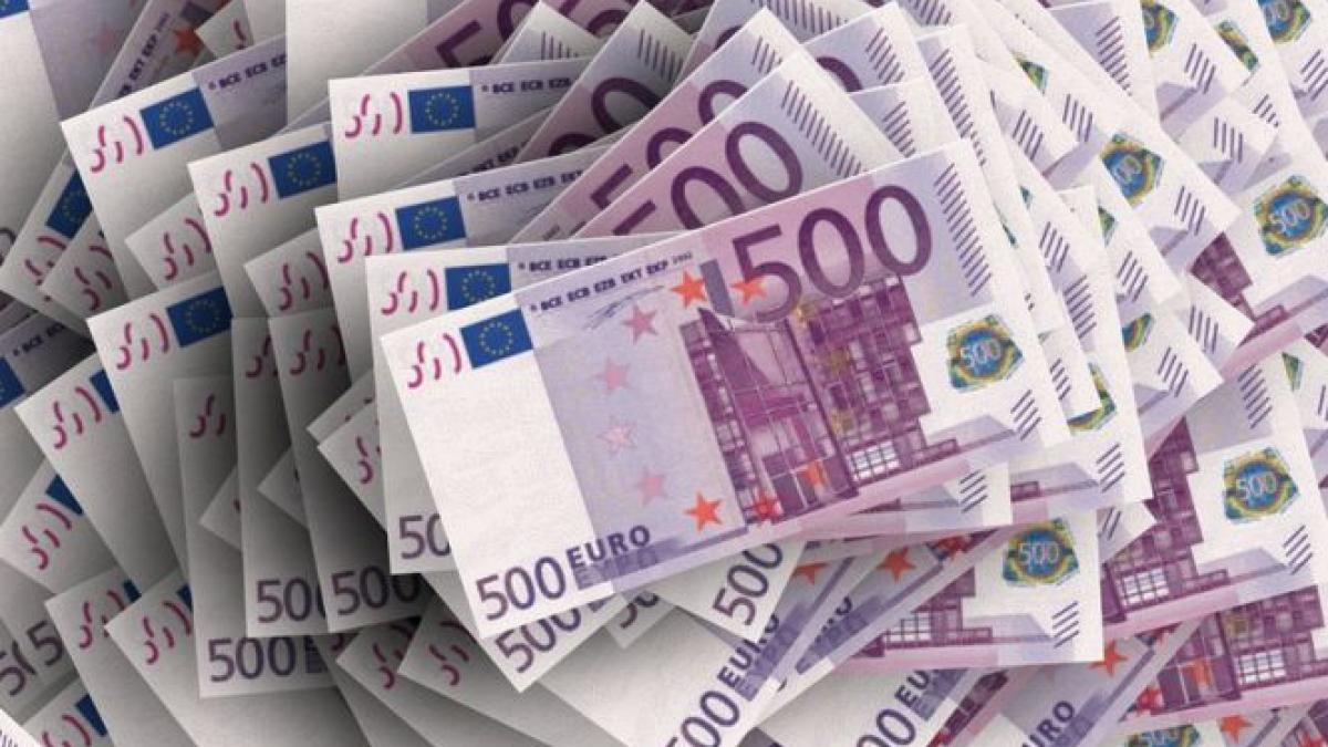 curs valutar euro urca peste pragul de 4 66 lei