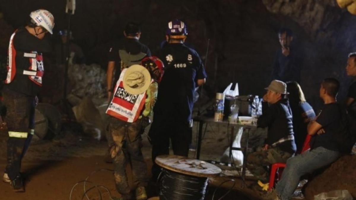 doi dintre copiii blocati in pestera din thailanda au fost salvati