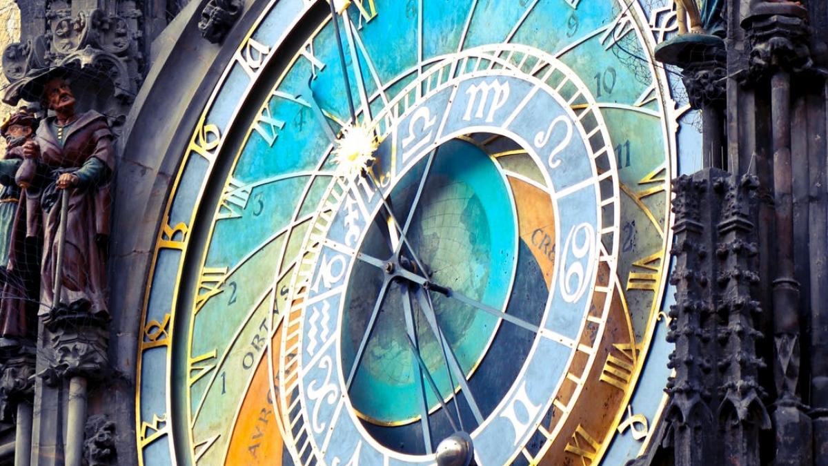 horoscop 9 iulie varsatorii au schimbari pe plan sentimental fecioarele se bucura de un castig