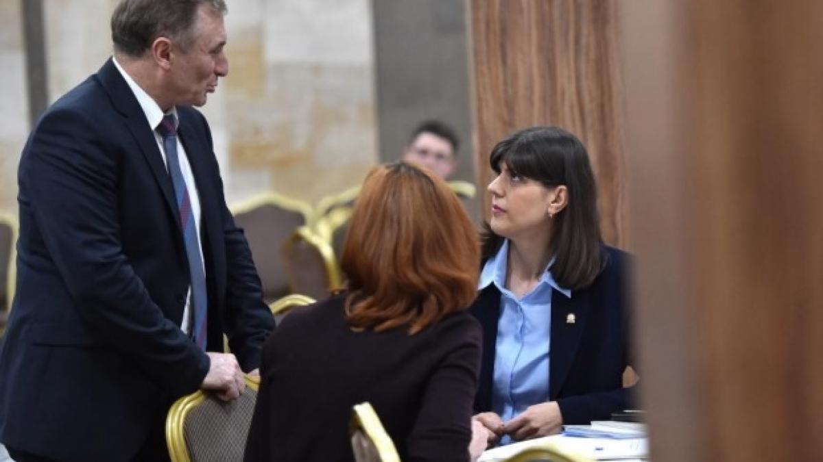 ce facea procurorul general augustin lazar in timp ce kovesi era revocata