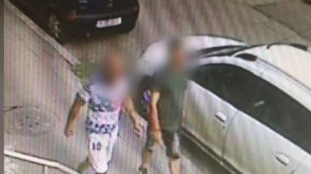 un batran atacat de talhari pentru 50 000 de lei