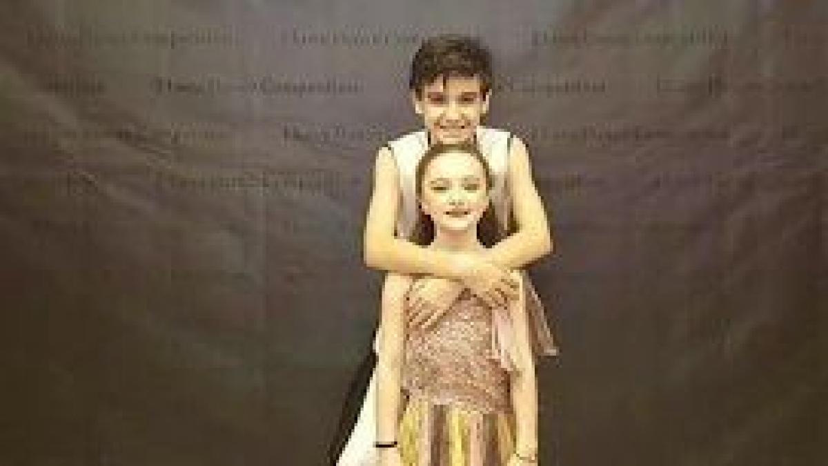 eroii zilei fratii care bucura oamenii prin dans si ne reprezinta tara in competitii internationale