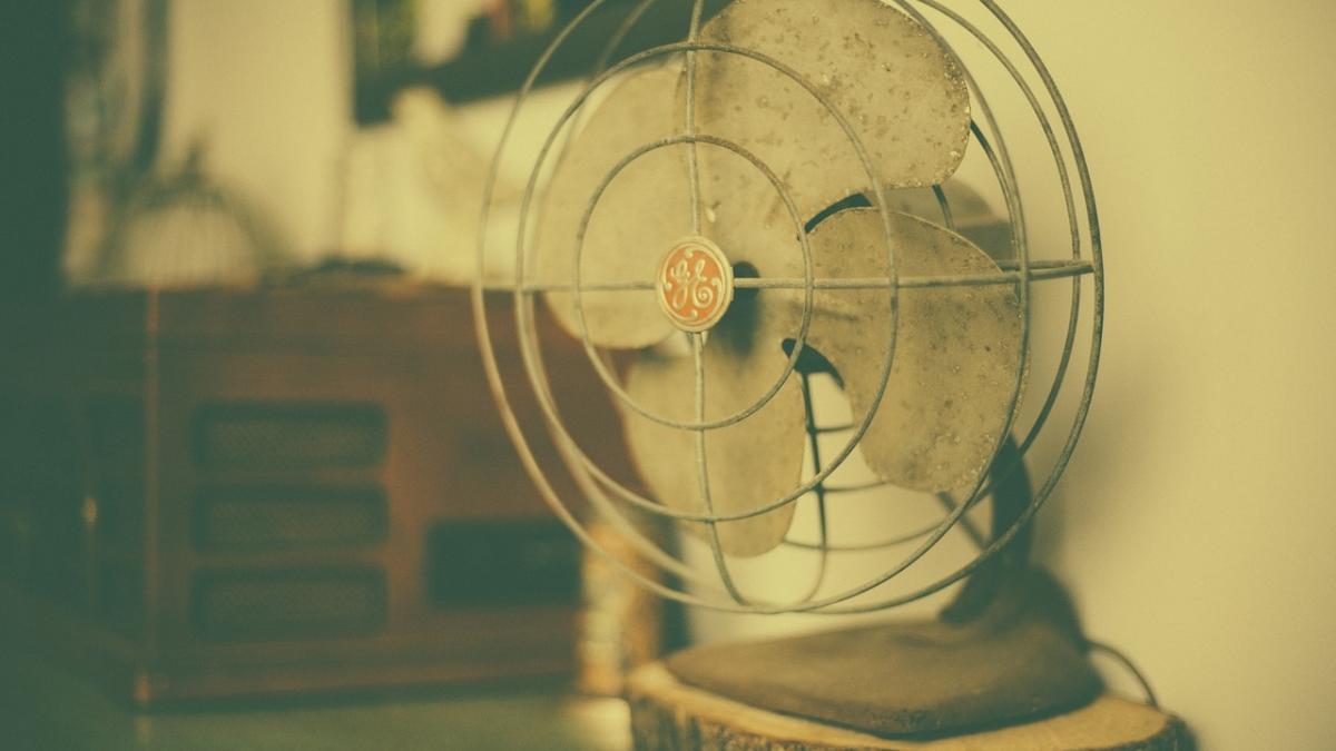 de ce nu este sanatos sa dormi cu ventilatorul pornit