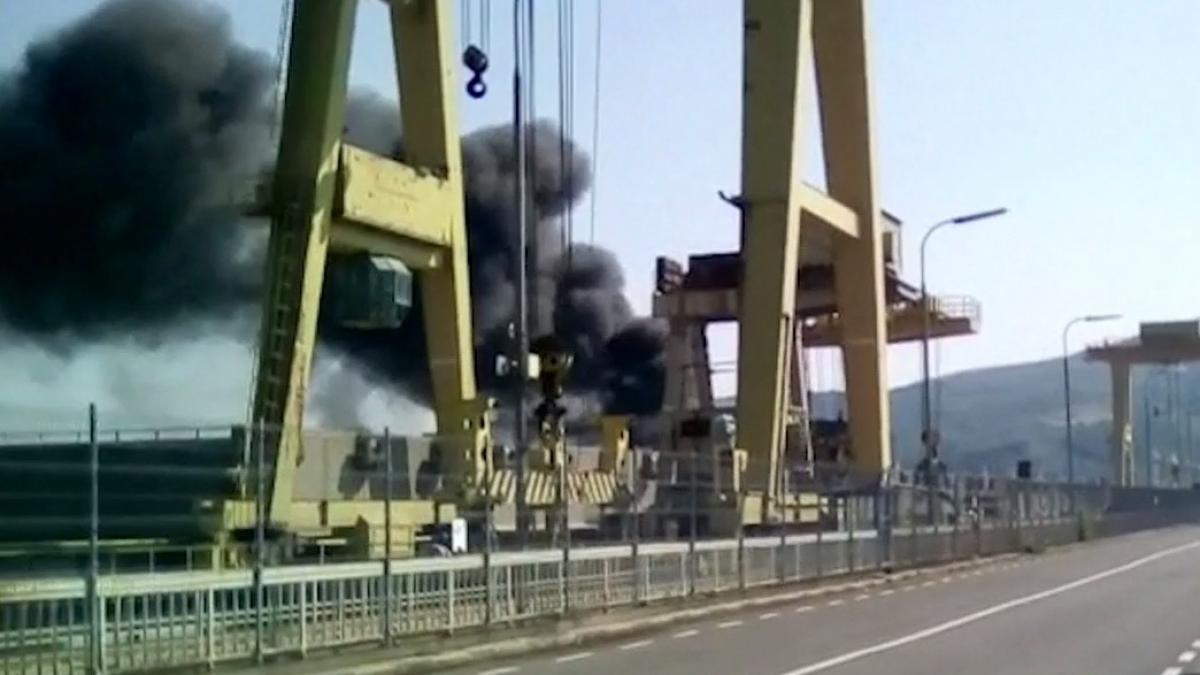 incendiu de proportii la portile de fier video