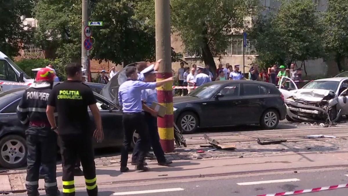 cine este barbatul care a provocat un accident in capitala in timp ce fugea de politie
